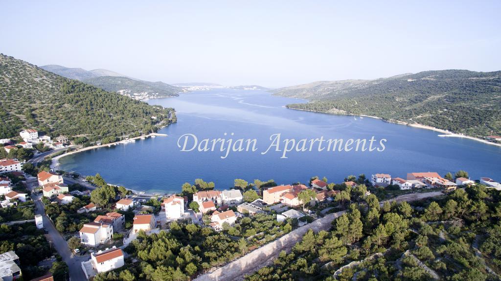 Darijan Apartments Marina Exterior foto